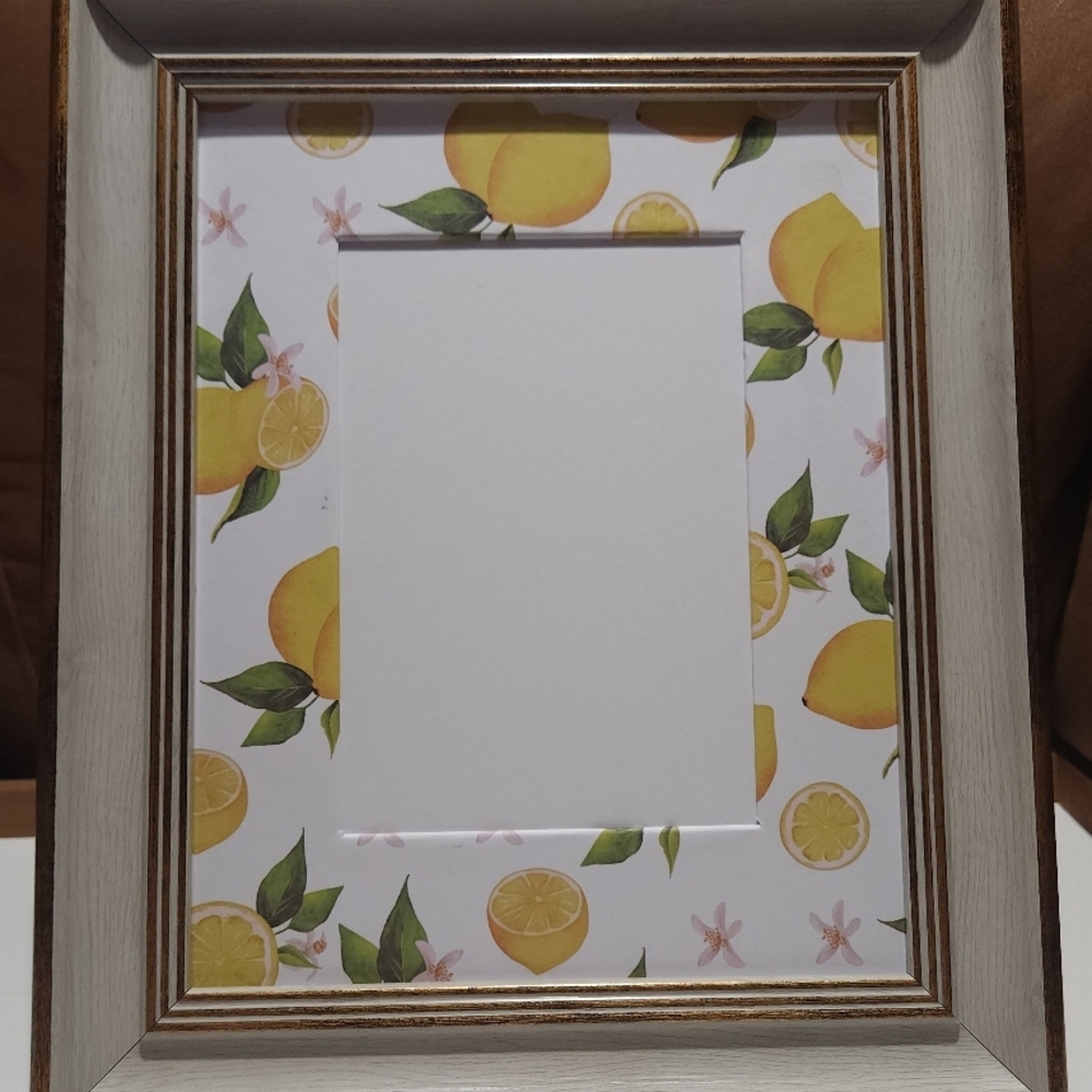 Elegant Lemon-Themed Picture Frame Mat | When Life Gives You Lemons...Frame Them